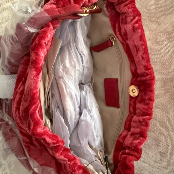 INC International Concepts Red Velvet Shoulder Bag - Picture 3 of 6